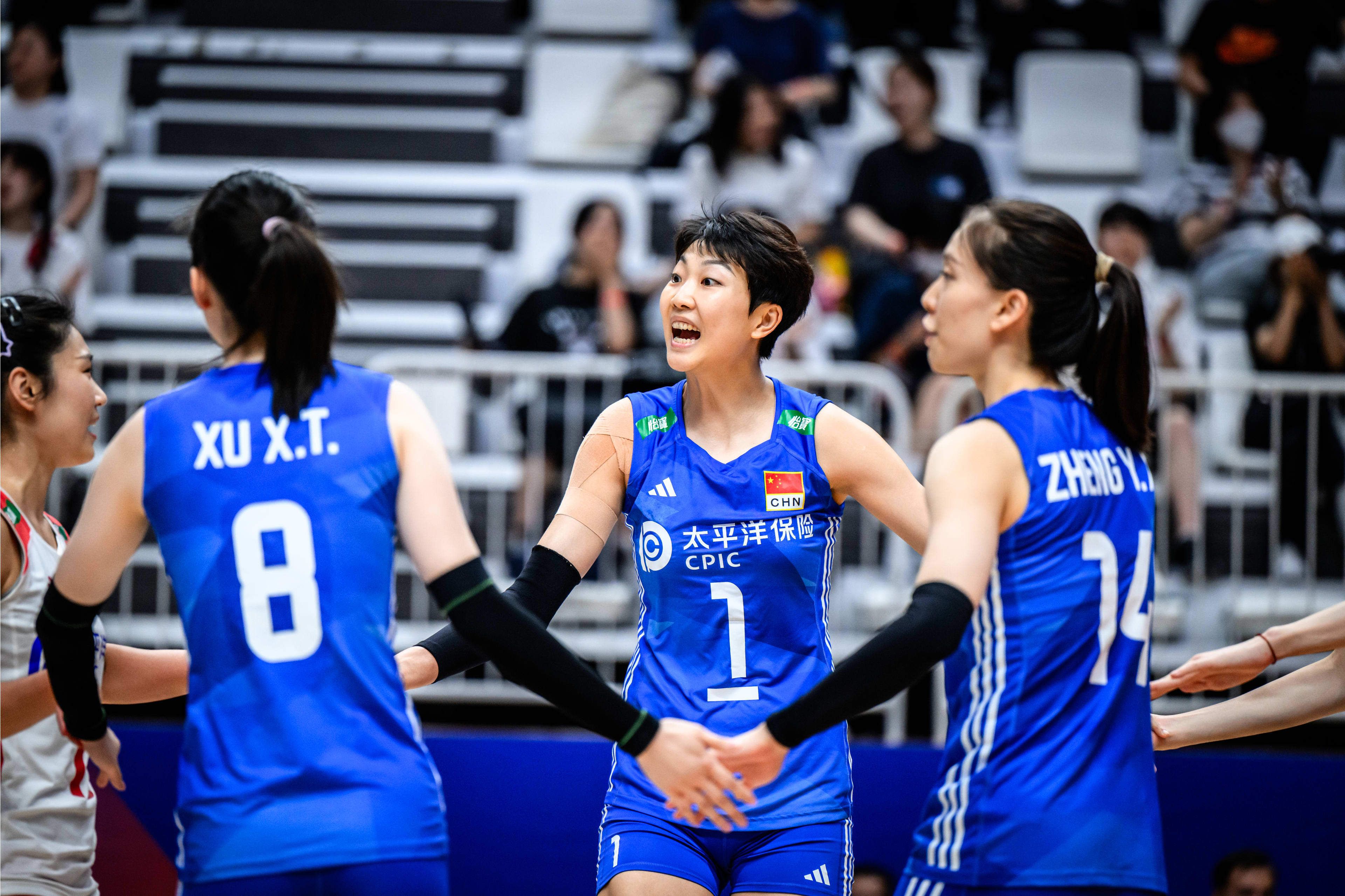 德劳伦蒂斯已经与乌迪内斯的主席进行了接触，想要用2000万欧＋500万欧的价格签下萨马尔季奇。